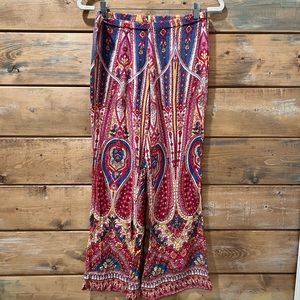Patterned pants